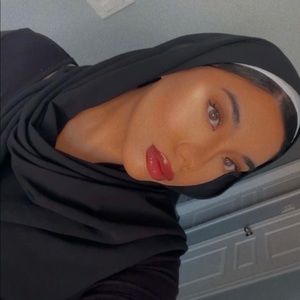 Meet your Posher, Elyah